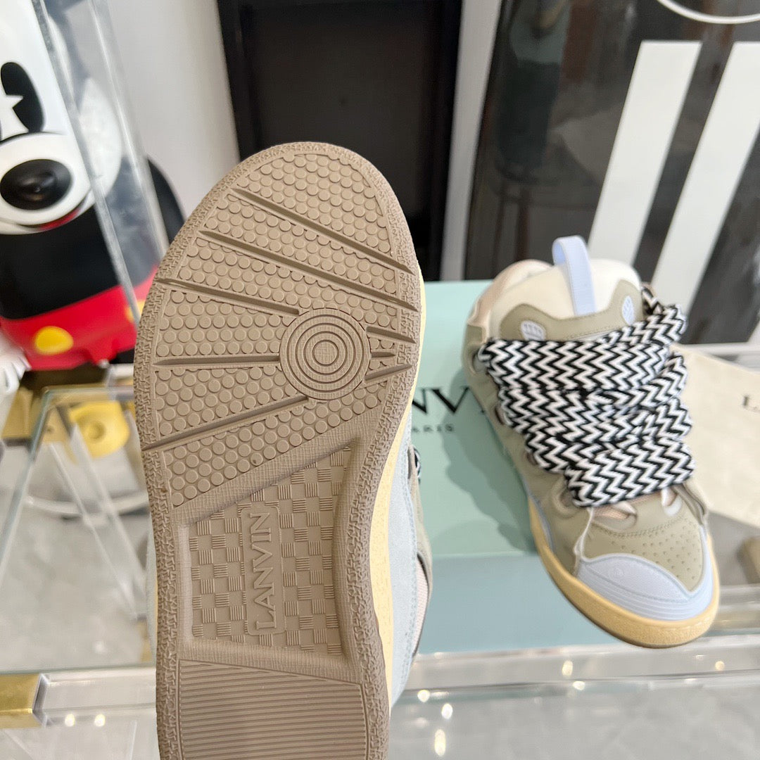 Leather curb sneakers Beige p Black