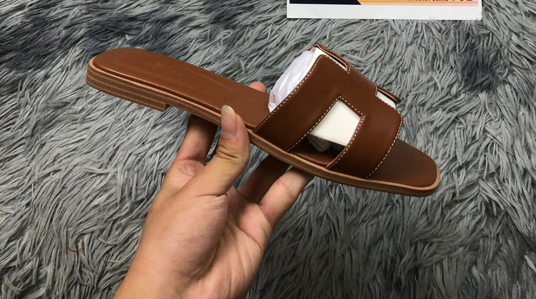 Sandales et Claquettes Hermes